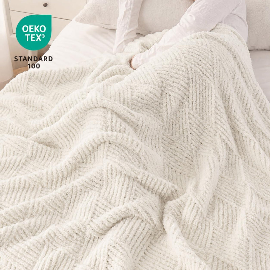 50x60 Ivory Diamond Chenille Throw
